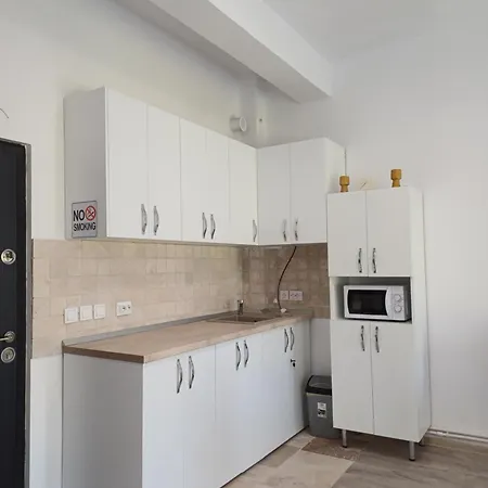 Arti Apartment